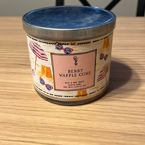 Bath & Body Works 3 Wick Candle. Berry Waffle Cone. - Picture 1 of 3